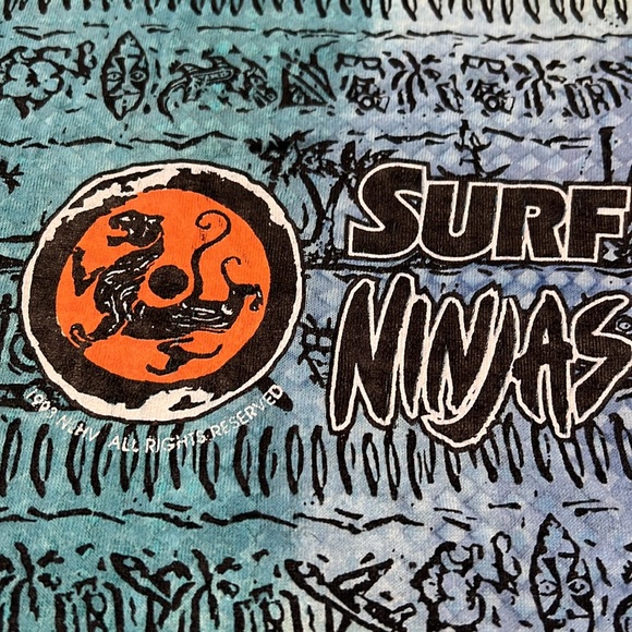 VINTAGE 90’s SURF NINJAS AOP SINGLE STITCH T SHIRT - Picture 3 of 8